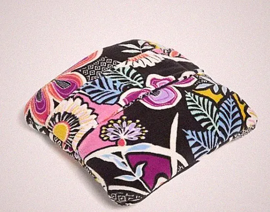 NWT Vera Bradley Fleece Travel Blanket fold into a pillow - 60"x 45" MSRP$55