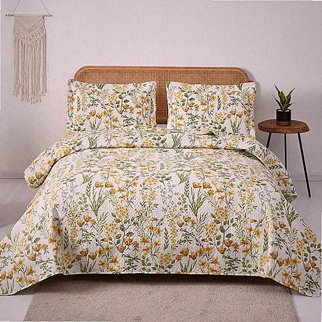 Summer Floral Quilt Full/Queen Size Lightweight Yellow Green Blossom Bedsprea...