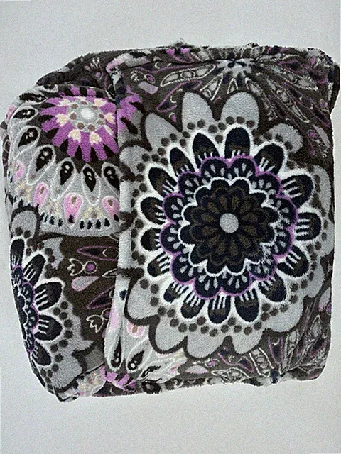 Vera Bradley Fleece TRAVEL BLANKET / PILLOW Approx 45 x 60* Purple Gray